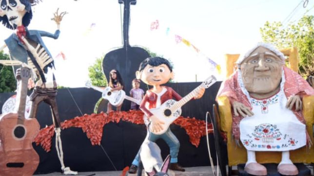 video: asi construyeron a coco, el muneco mas votado por los platenses