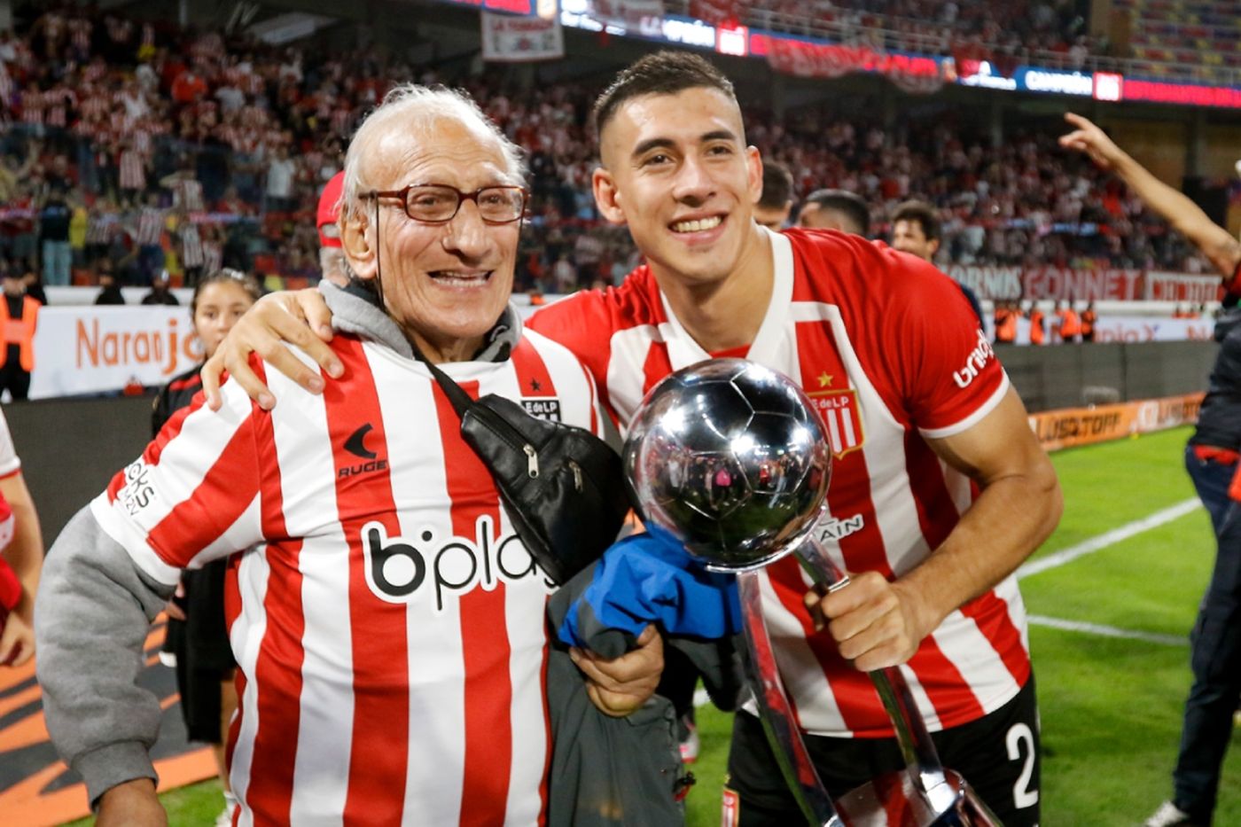 Zaid Romero Abuelo Domingo Estudiantes.jpg
