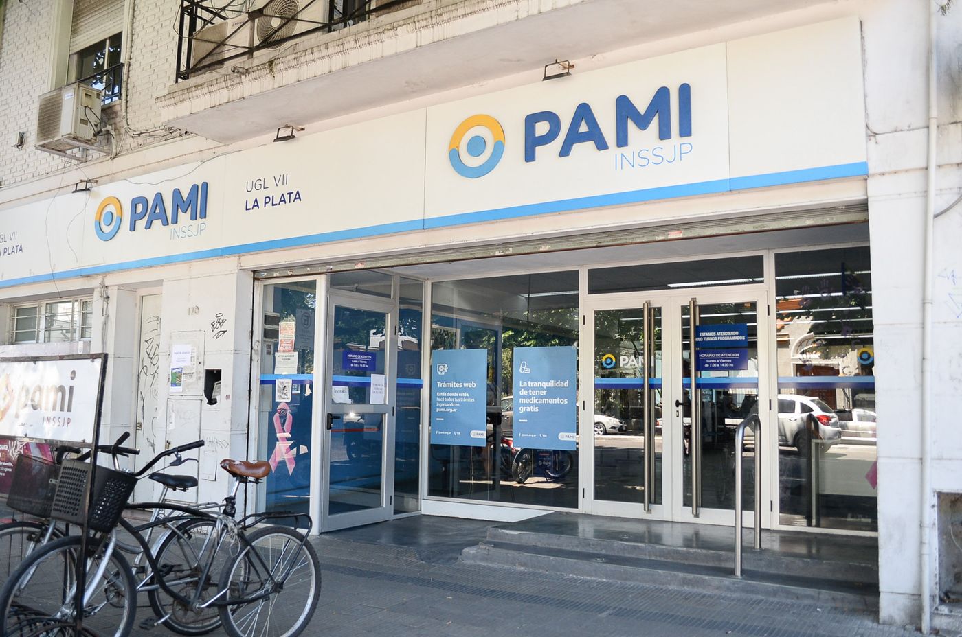PAMI La Plata: inician negociaciones para reincorporar a los trabajadores  despedidos