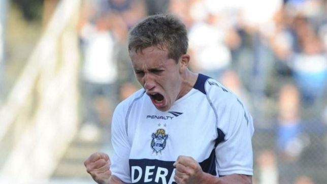 pablo de blasis jugara en el eibar y en gimnasia ingresaran dolares
