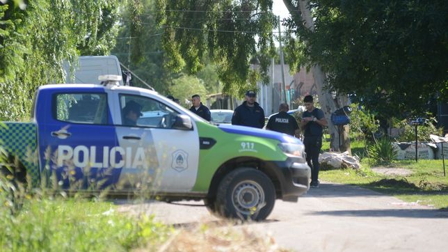 un joven murio tras tirotearse con la policia en la plata