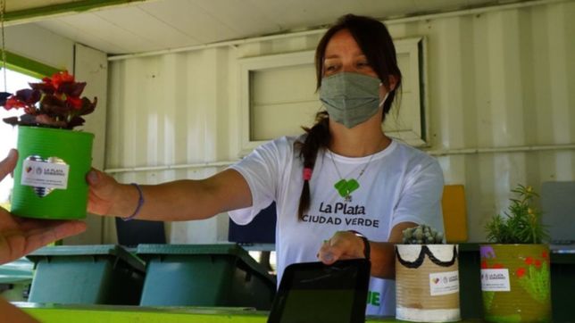 tras su reprogramacion, llega una nueva jornada de eco-canje a parque castelli