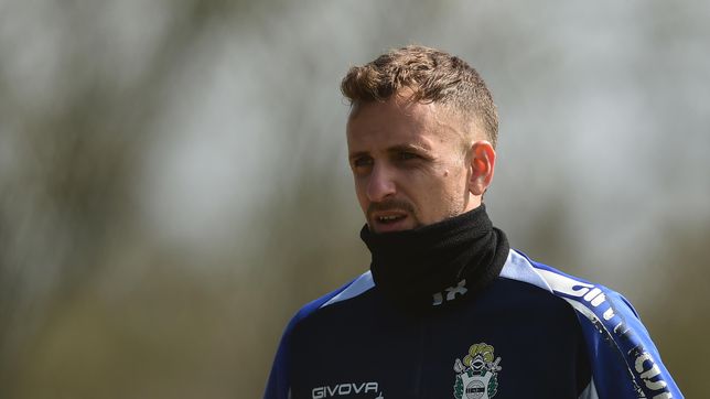 nicolas colazo puede quedarse fuera del partido con boca por copa argentina