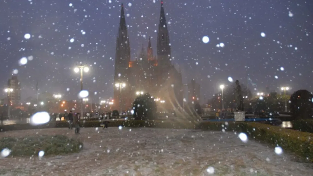 ¿que deberia pasar para que pueda volver a nevar en la plata y la region?