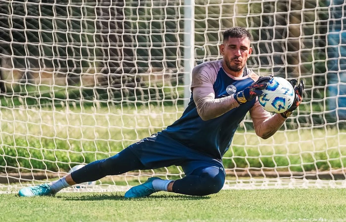 Entrenamiento Gimnasia Insfrán.jpg