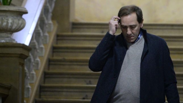 garro tras el descontrol en la cancha de gimnasia: hubo falta de planificacion