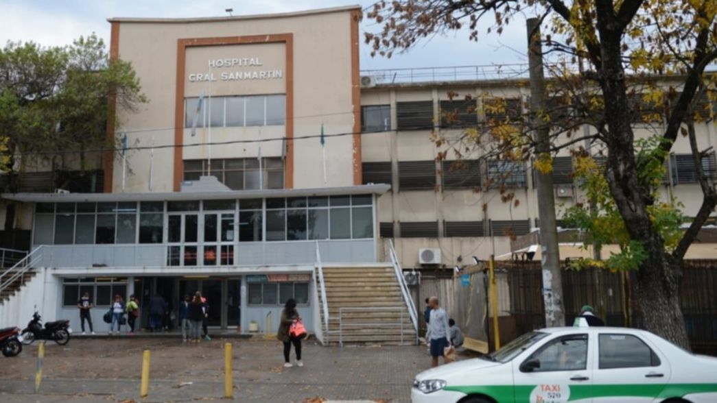 Un ladrón le robó a un ciego en La Plata, los vecinos lo descubrieron y casi lo linchan