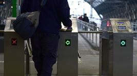 implementaron patrullas de control en el ramal la plata del tren roca y ya multaron a 16 mil pasajeros implementaron patrullas de control en el ramal la plata del tren roca y ya multaron a 16 mil pasajeros