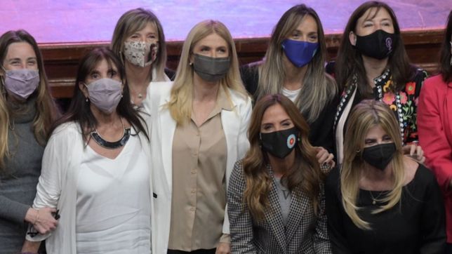 victoria tolosa paz volvio al ruedo publico tras las paso