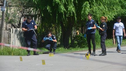 ¿Quién era el hombre al que asesinaron dos motochorros en un violento robo en La Plata?