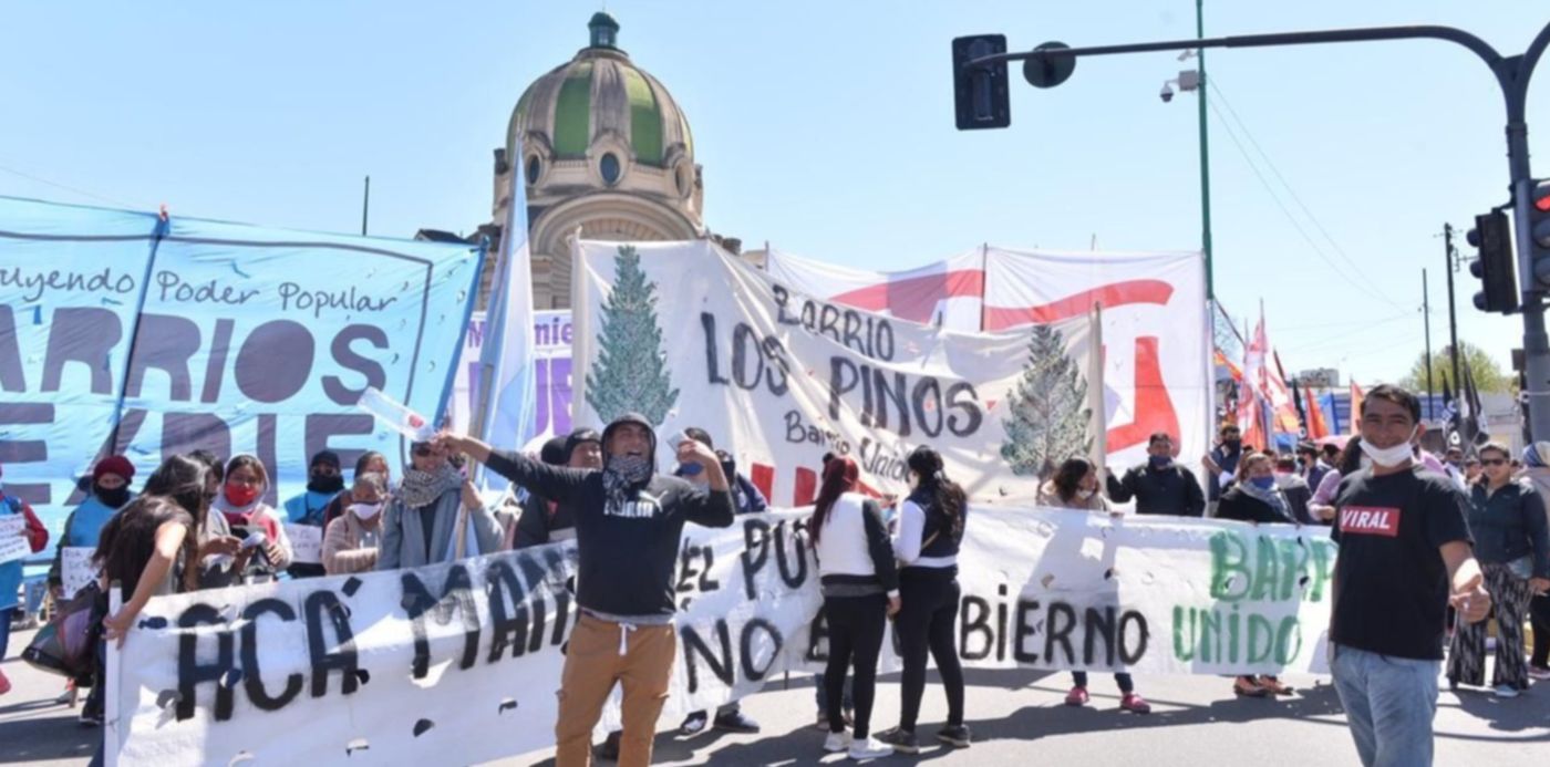 1601306785342.jpeg?x=3&y=124&width=1265&height=633&rotate=0&scaleX=1&scaleY=1&ow=1280&oh=851&&cw=1920&ch=950