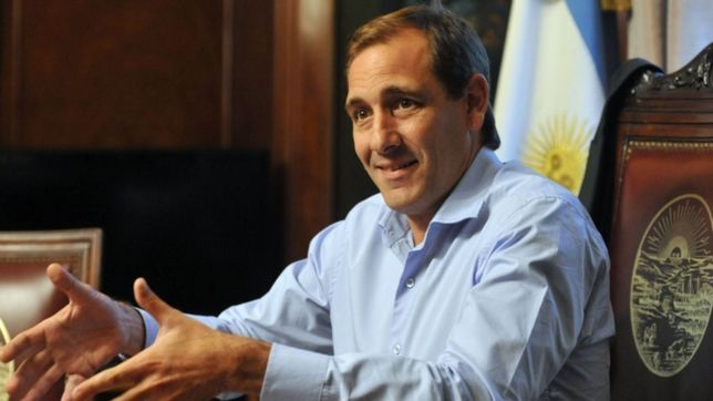 balance de gestion sobre ruedas: garro junto a su gabinete y salio de gira por la plata