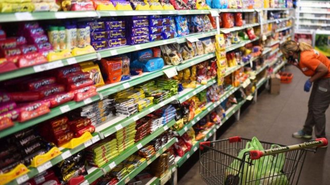 ¿que productos de la canasta alimentaria bajaron de precio en los comercios de la plata?