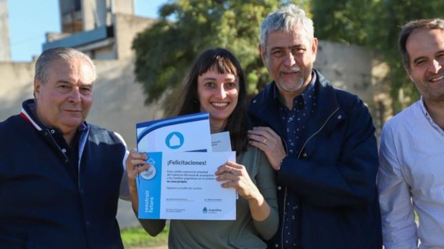 ferraresi entrego creditos casa propia y lotes con servicio en salto