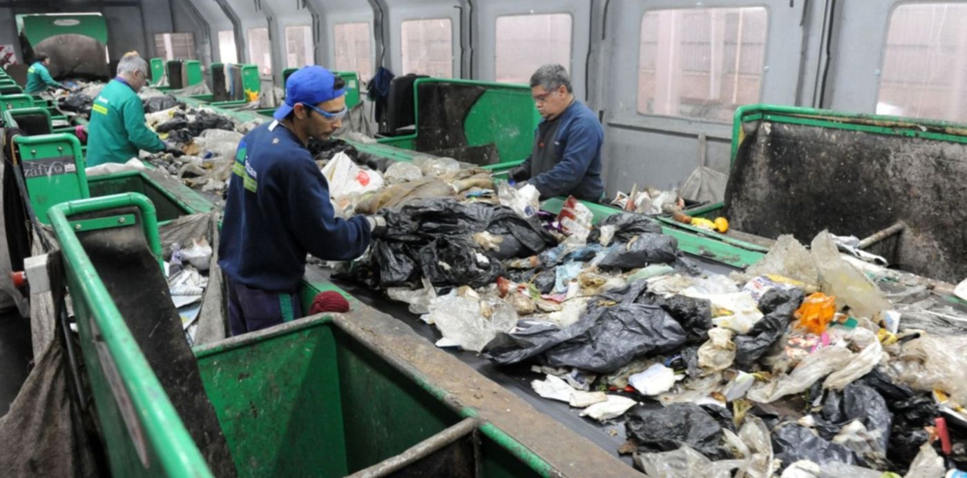 1539724378087.jpg?scaleX=1&x=10&width=1482&height=741&rotate=0&y=152&scaleY=1&ow=1500&oh=997&&cw=1920&ch=950