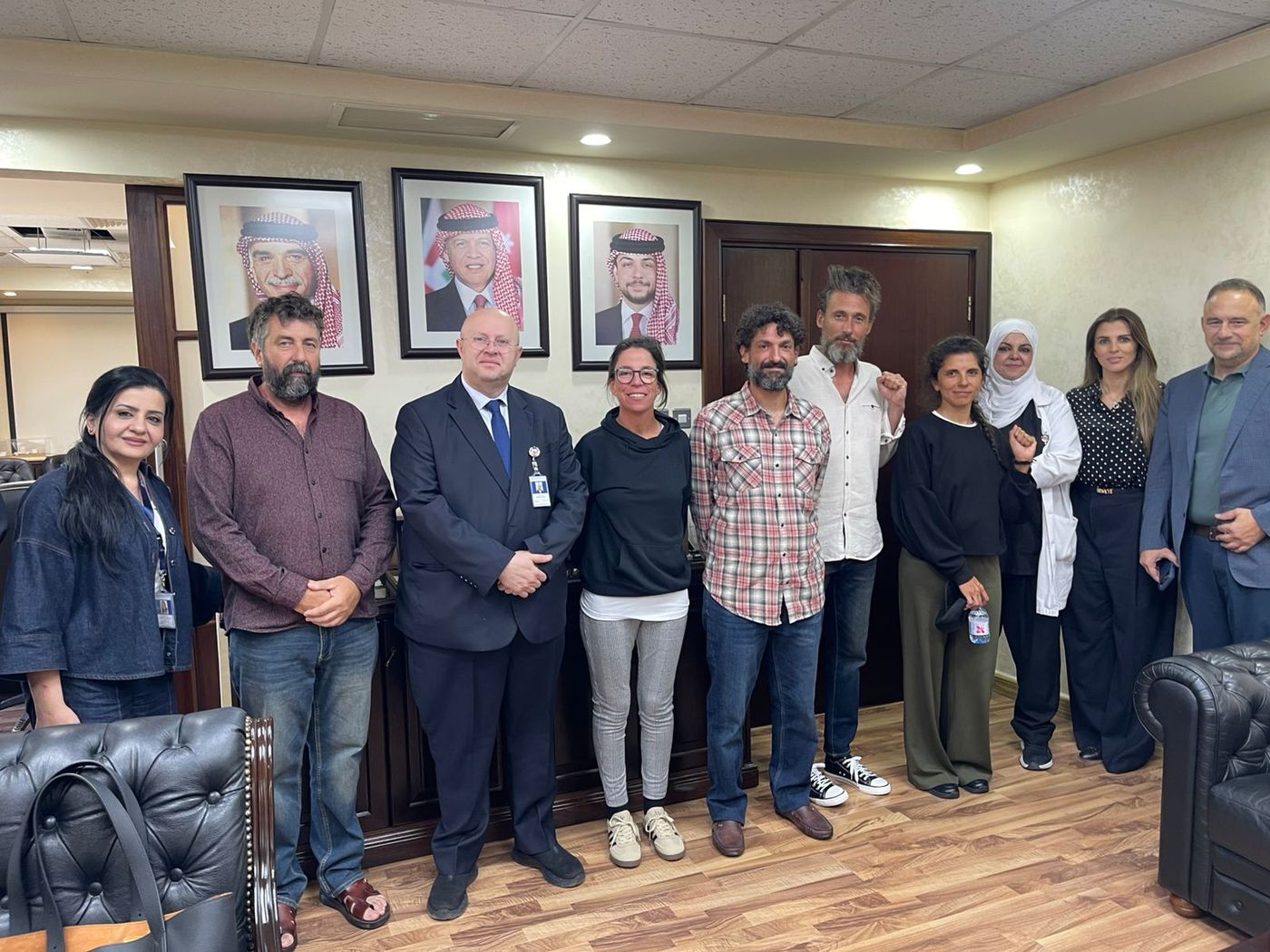 Cascote Bértola con integrantes de la flotilla Sumud