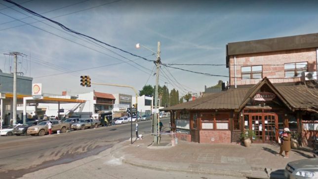 detuvieron a un joven de 18 anos que entro a robar a la parrilla rocinante