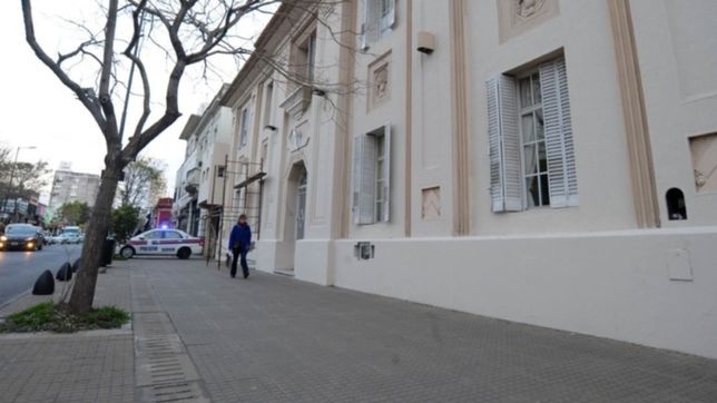 la departamental de calle 12 se vistio de navidad y recibira a los vecinos platenses