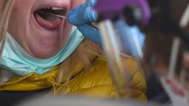 un pais de europa afirma que la quinta ola de coronavirus llego como un rayo