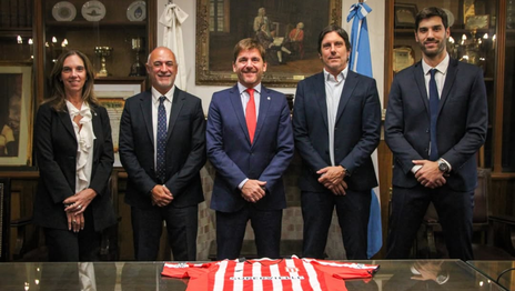 Estudiantes firmó un acuerdo de cooperación con una importante entidad del país