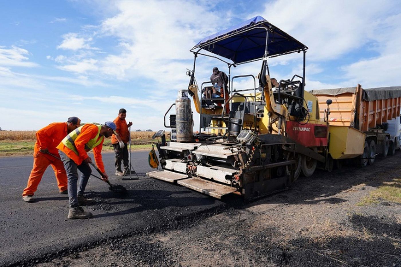 En Pergamino, el gobierno de Axel Kicillof avanza con la obra de repavimentación de la ruta provincial 32