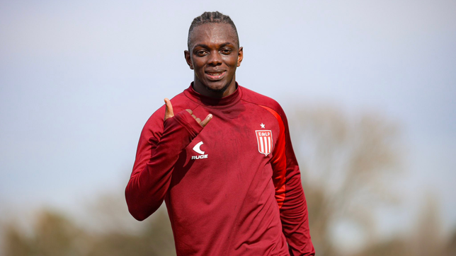 edwuin cetre palpita un partido especial en la visita de estudiantes a rosario central