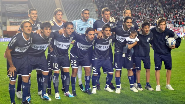 el ex gimnasia que se retiro del futbol y tendra accion fuera de la cancha