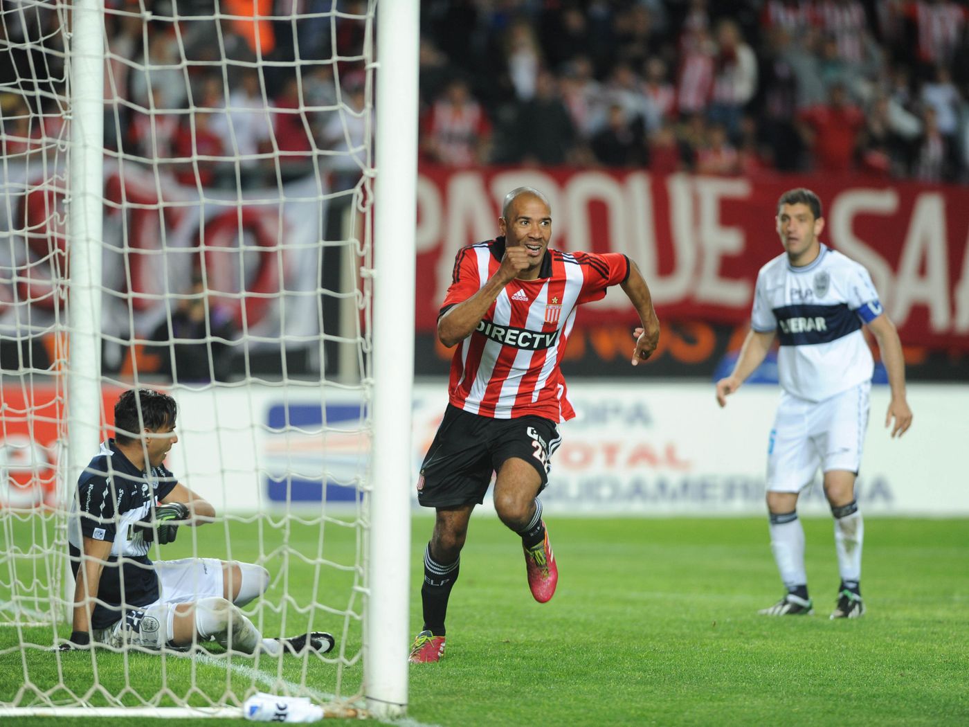 Gol Vera Méndez (2)