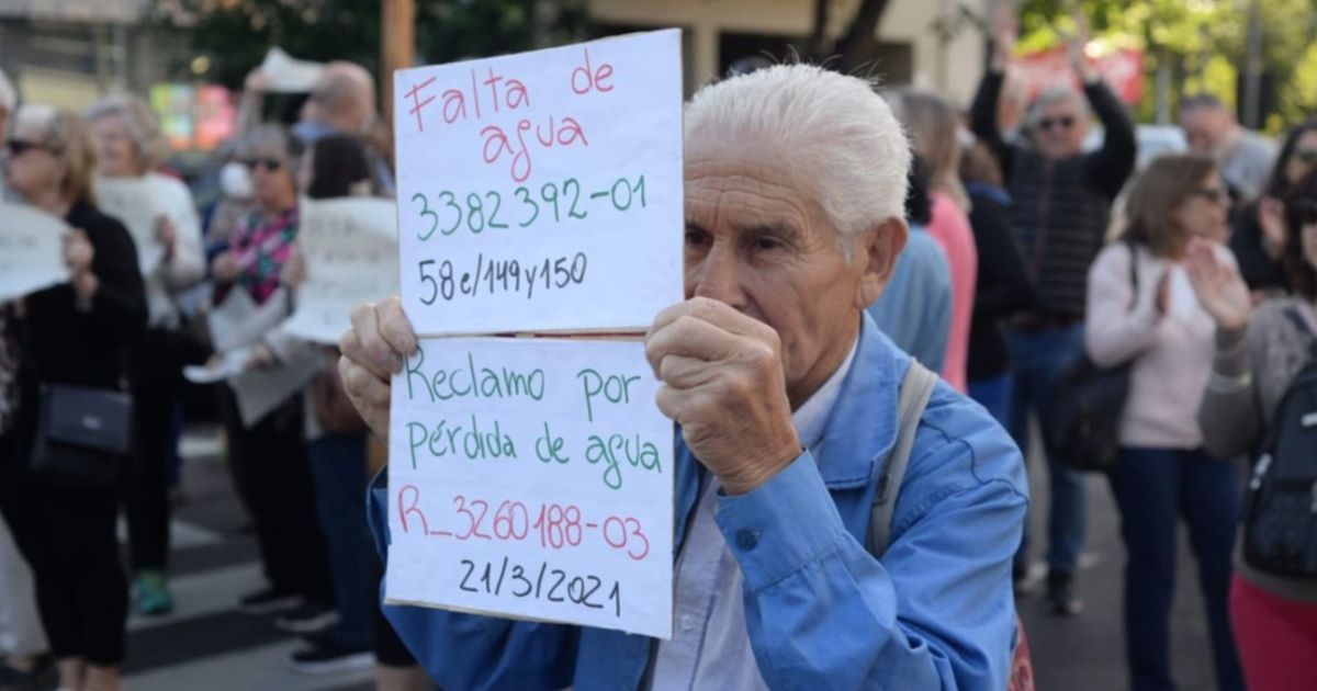 Cansados de la falta de respuestas, vecinos de La Plata marchan por la ...