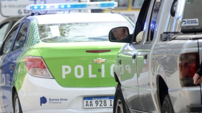 rompieron los vidrios de una camioneta y robaron dos valijas llenas de plata