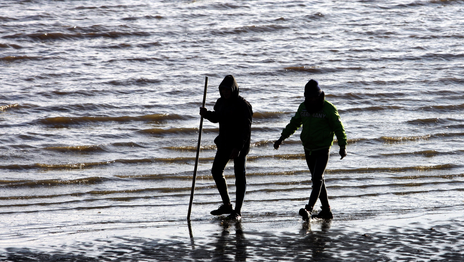 Desaparecieron cinco pescadores en el Río de la Plata y lanzaron un operativo para hallarlos Desaparecieron cinco pescadores en el Río de la Plata y lanzaron un operativo para hallarlos