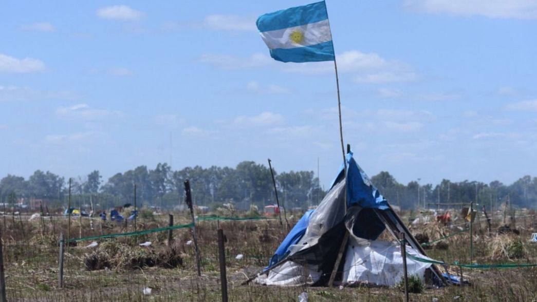 Intentaron usurpar terrenos en un barrio de La Plata y los vecinos lo impidieron