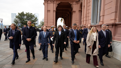 Milei vuelve a reunir a la mesa política del Gobierno en plena tensión por la interna libertaria Milei vuelve a reunir a la mesa política del Gobierno en plena tensión por la interna libertaria
