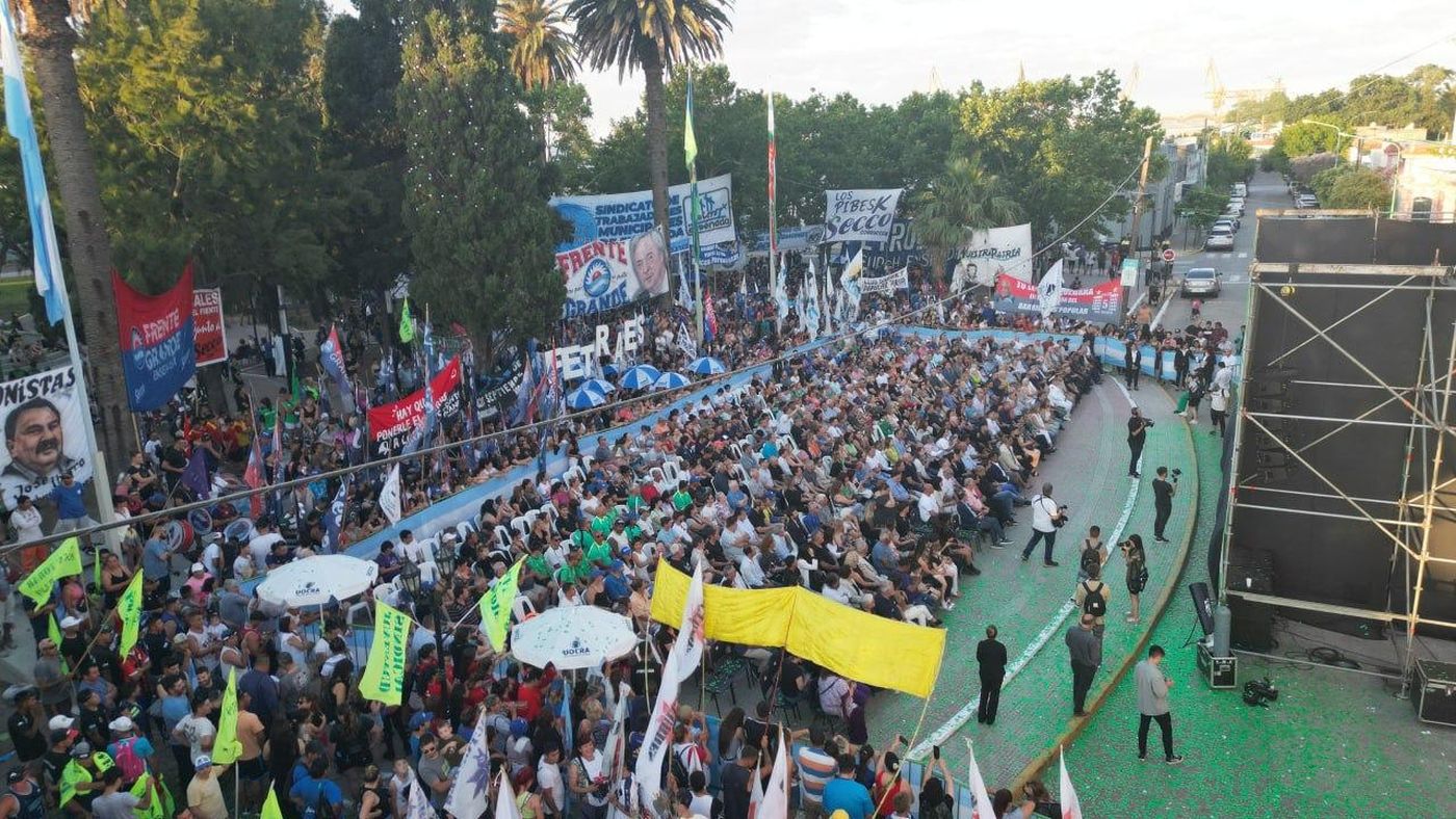 La Plaza Belgrano de Ensenada, donde jur&oacute; Mario Secco