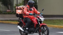 cayo un ladron acusado de enganar a un repartidor en la plata para robarle la moto cayo un ladron acusado de enganar a un repartidor en la plata para robarle la moto