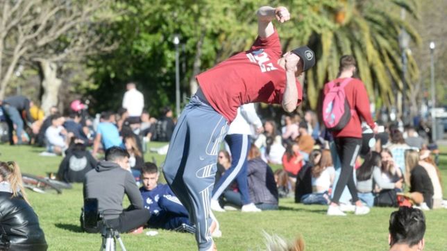 el invierno se resiste, pero el calor llega a la plata: ¿como seguira el clima?
