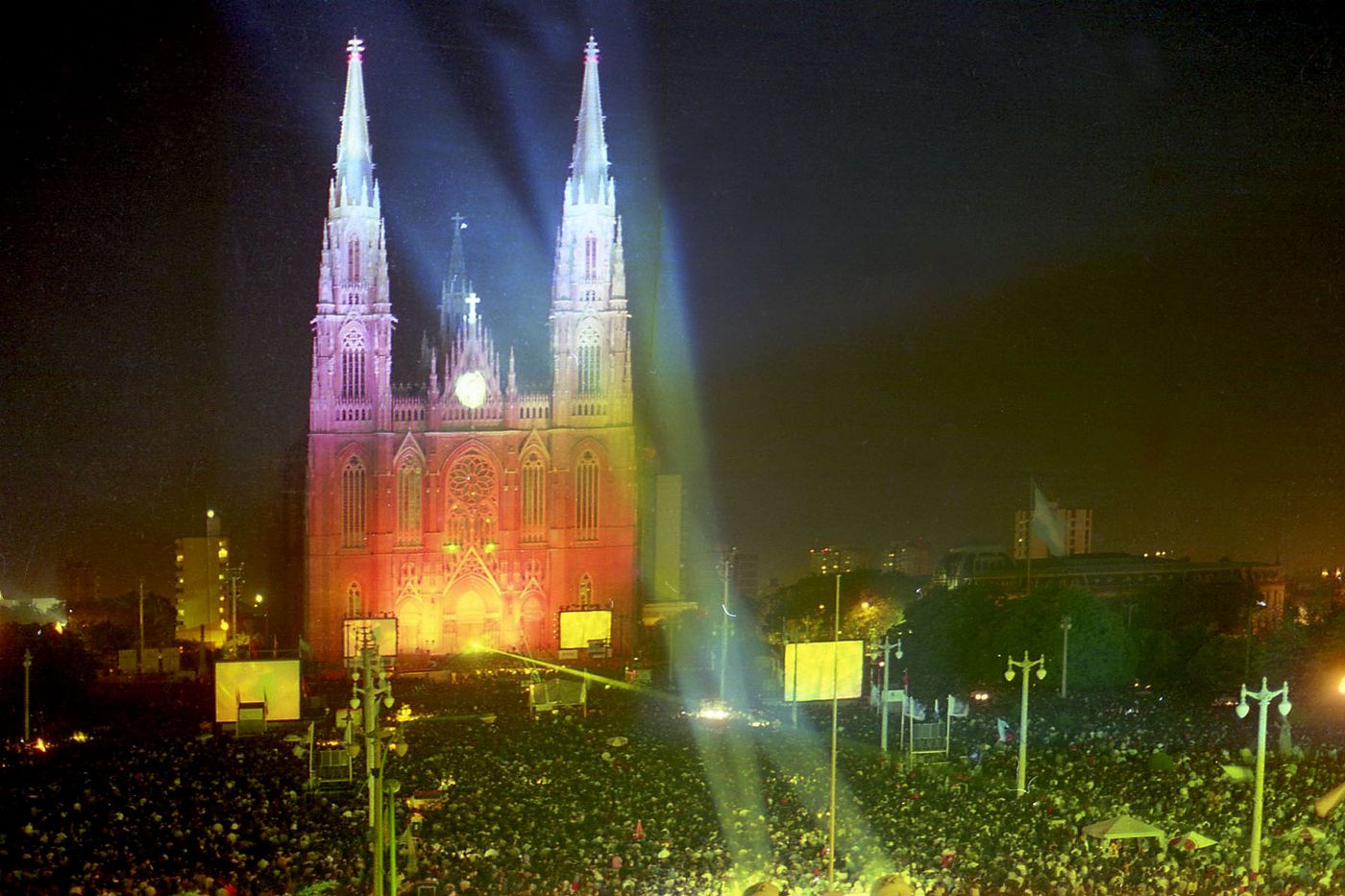 Catedral de La Plata inauguracion.jpg