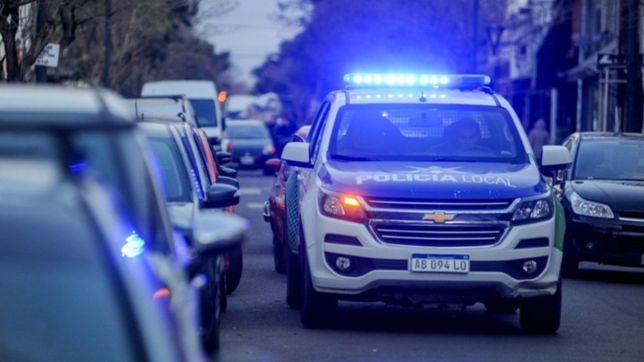 un menor apunalo a un hombre en medio de una discusion en la plata