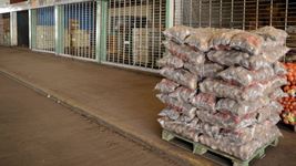 un quintero sufrio un brutal robo junto a su familia cuando volvia del mercado de la plata un quintero sufrio un brutal robo junto a su familia cuando volvia del mercado de la plata