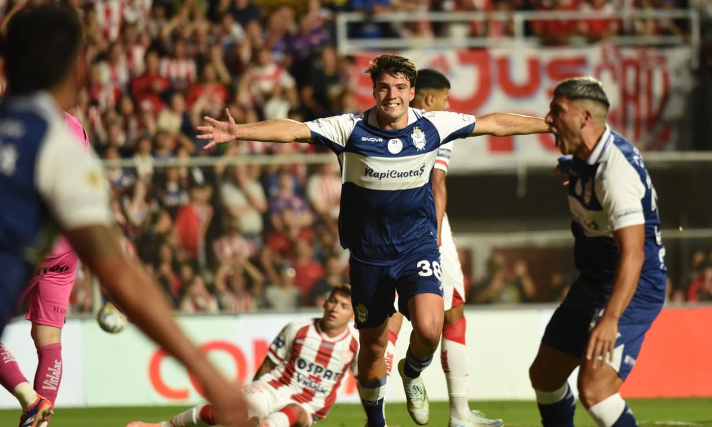 Panaro festeja su gol para Gimnasia ante Unión.
