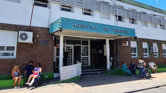 un chico de 20 anos lucha por su vida tras accidentarse con su moto en berisso