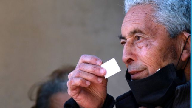 se dispararon los casos de coronavirus en la plata y asi avanza la pandemia