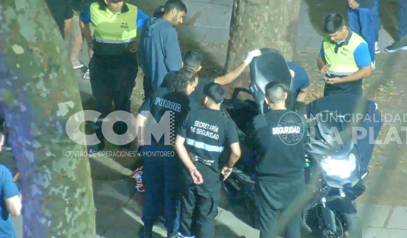 Detención del acusado de abuso que fue linchado en Plaza Moreno.png