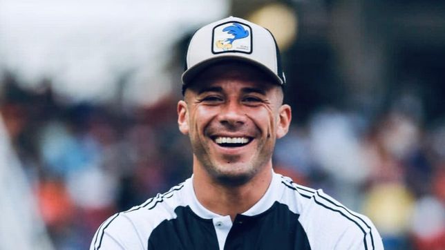 estuvo en uno, pone la firma y se suma a los entrenamientos