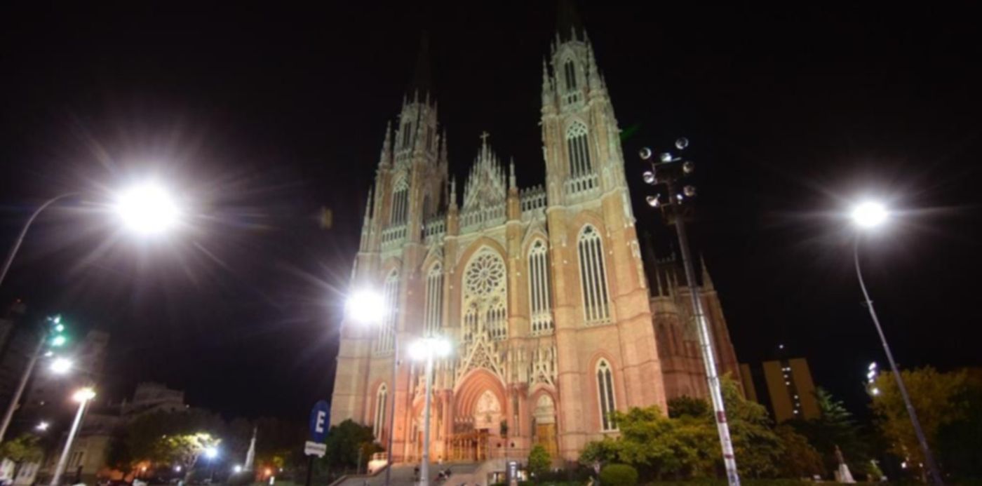 1555685335144.jpeg?rotate=0&ow=1024&oh=683&y=105&width=1013&height=506&scaleX=1&scaleY=1&x=2&&cw=1920&ch=950