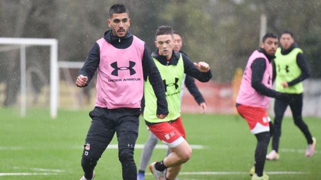 fuerte autocritica en estudiantes en el regreso a los entrenamientos