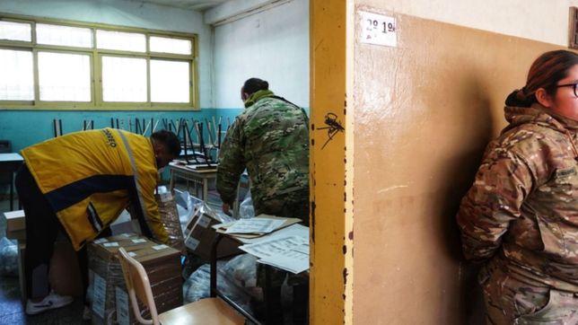 todo listo para que mas de 35 millones de argentinos concurran a votar en las paso