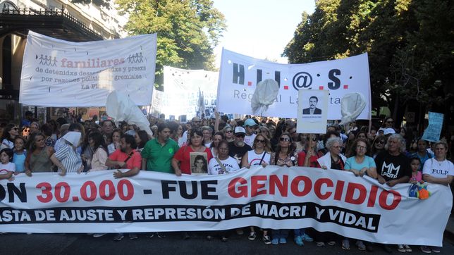 hijos denuncio que una joven fue abusada por presuntos militantes libertarios