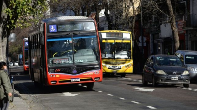 ¿como sigue el conflicto por el paro de micros que anuncio la uta y se suspendio?