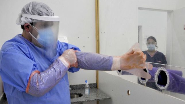 aseguran que el coronavirus mato a 48 medicos bonaerenses y piden mas cuidados